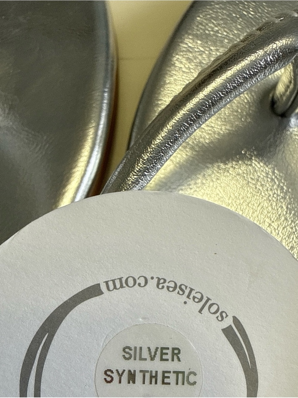 SOLEI SEA SANDALS WOMEN'S VIVIE METALLIC SILVER VEGAN FLIP FLOPS 7 8 9 10 NEW - Picture 2 of 4